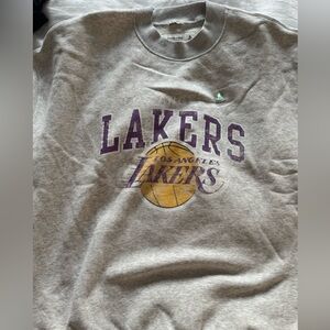 Abercrombie oversized crewneck sweater LAKERS men’s size medium BRAND NEW W/TAGS